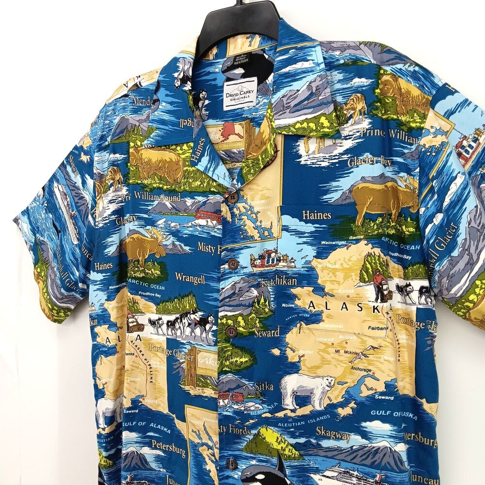David Carey Shirt Mens Large Blue Alaska Theme Short Sleeve Collared Button Up - Picture 2 of 8